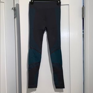 Lululemon About That Base legging